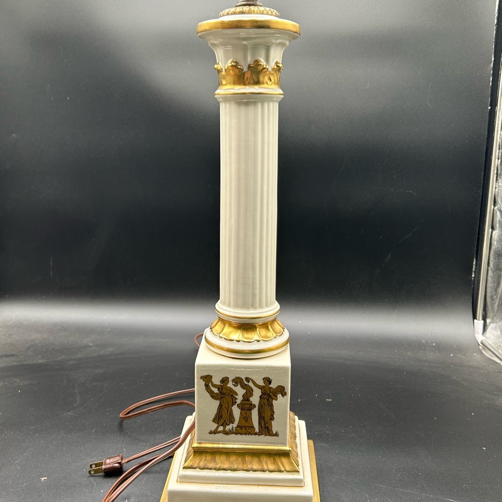 Corinthian column Elegant cream and Gold Column Table Lamp